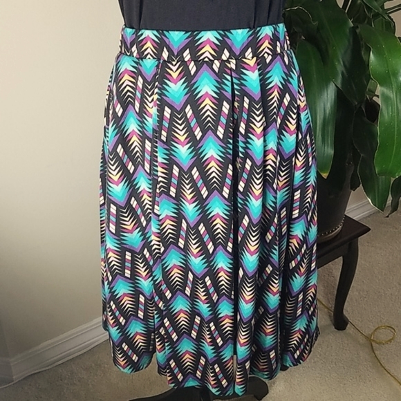 LuLaRoe Dresses & Skirts - LulaRoe, 0246, Multicolored skirt / Size L